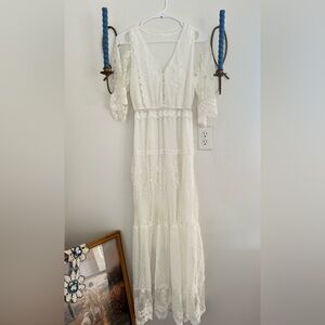 Zapaka White Lace Dress
